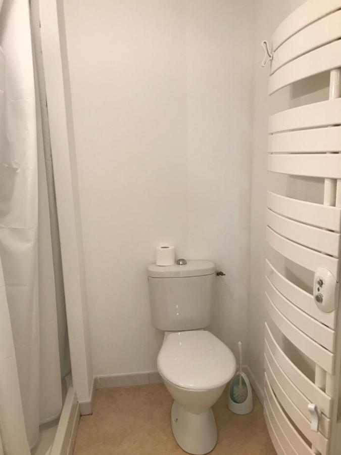 Grand Studio Manon En Coeur De Ville Pour 2 P Bort-les-Orgues Exteriör bild